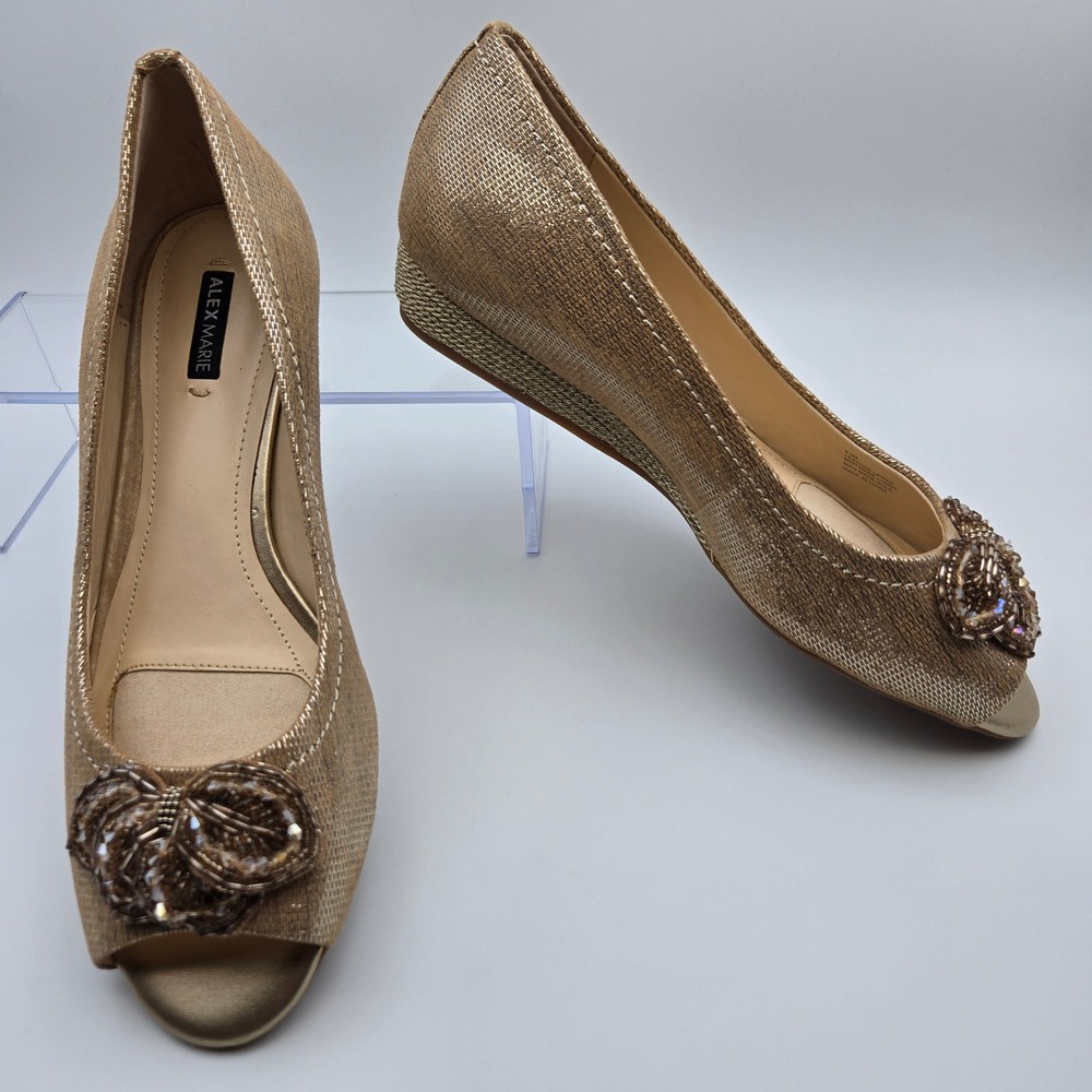 Alex Marie Desirae Gold Metallic Beaded Low Wedge Peep Toe Pumps
W 8.5 GlamCore